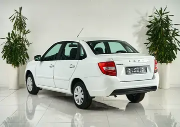 Lada Granta Вид 5