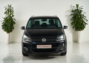 Volkswagen Touran Вид 2