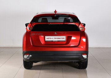 Mitsubishi Eclipse Cross Вид 4